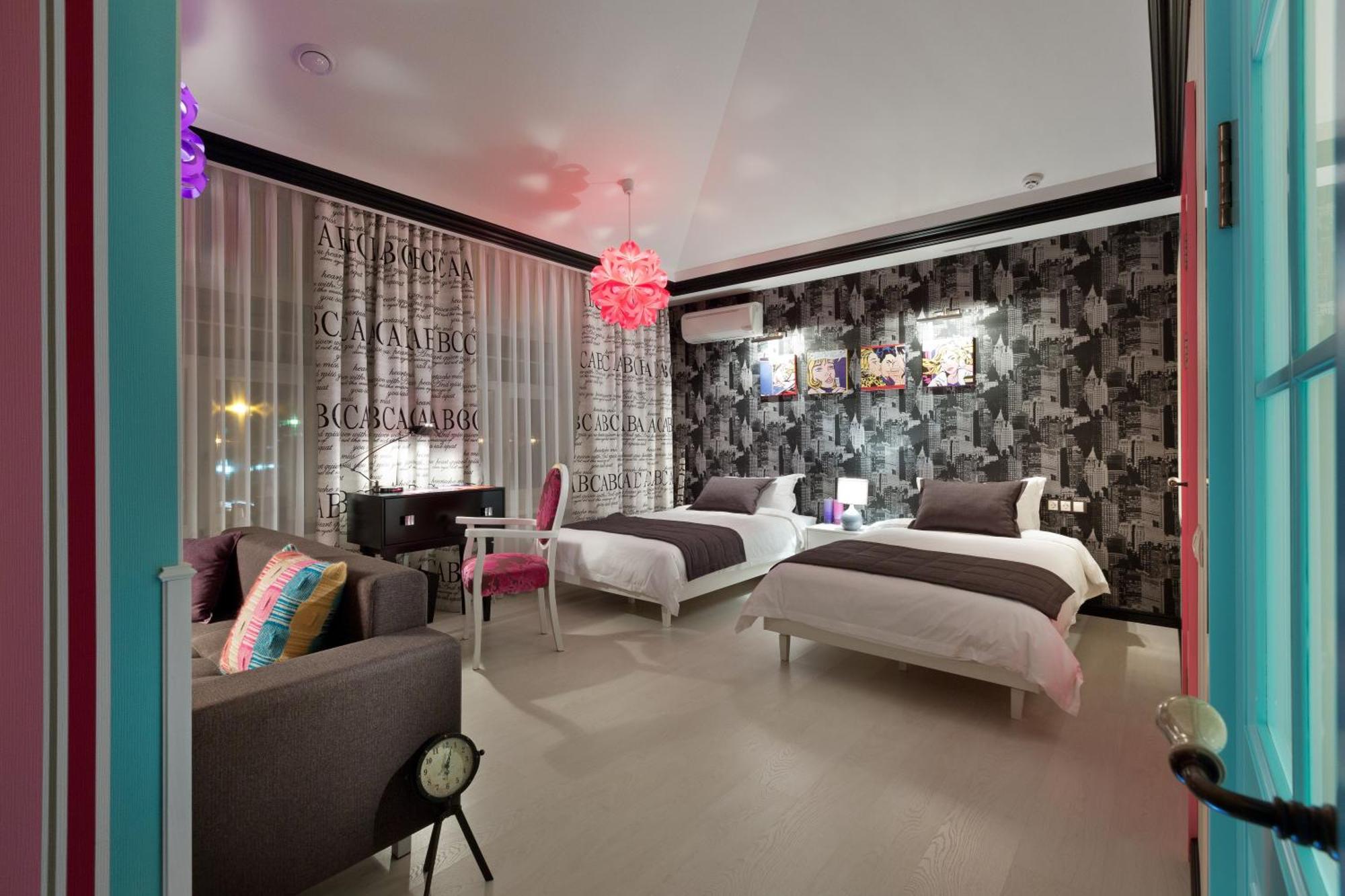 De Gaulle Boutique Hotel Kharkiv Eksteriør billede