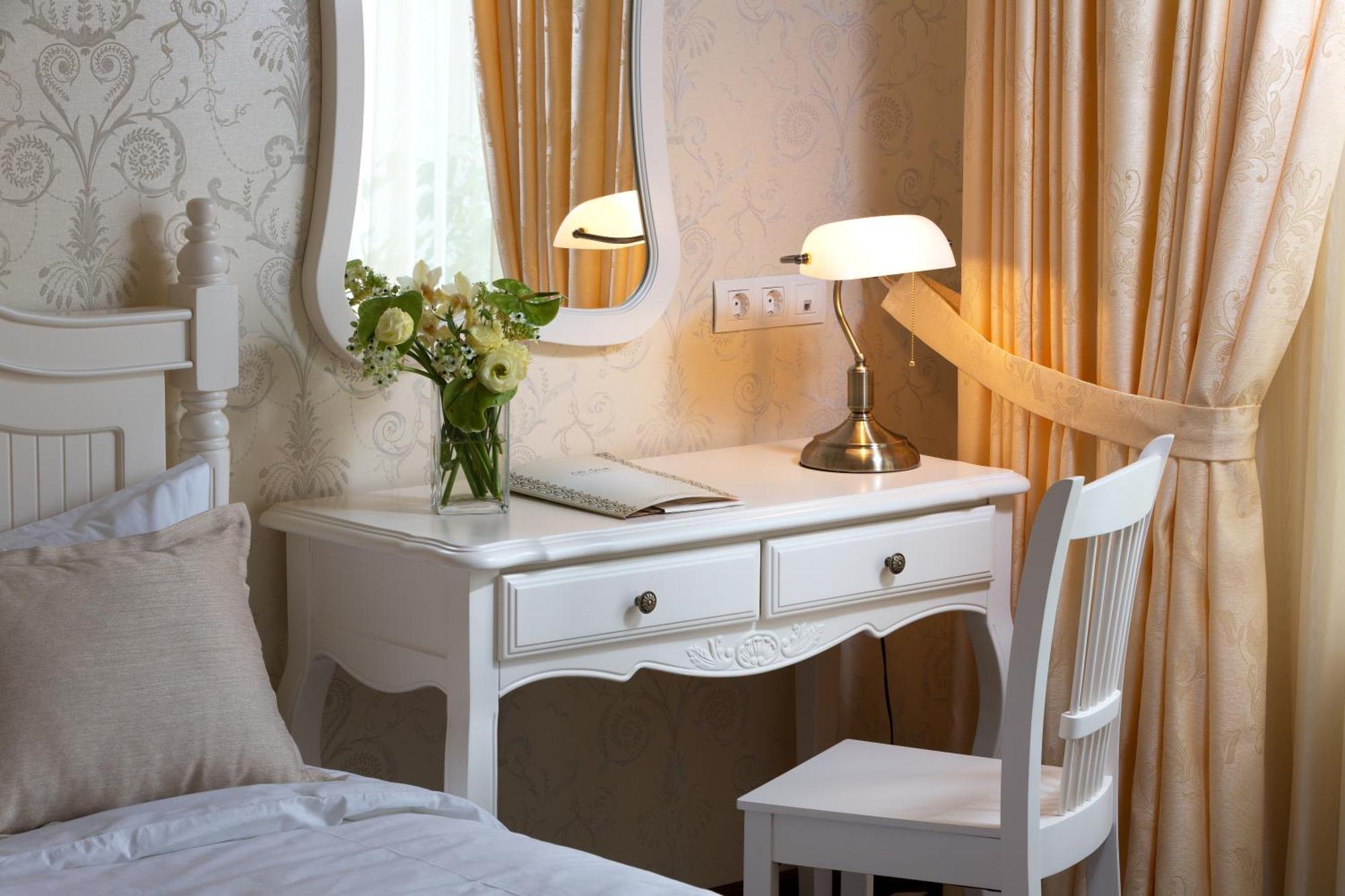 De Gaulle Boutique Hotel Kharkiv Eksteriør billede