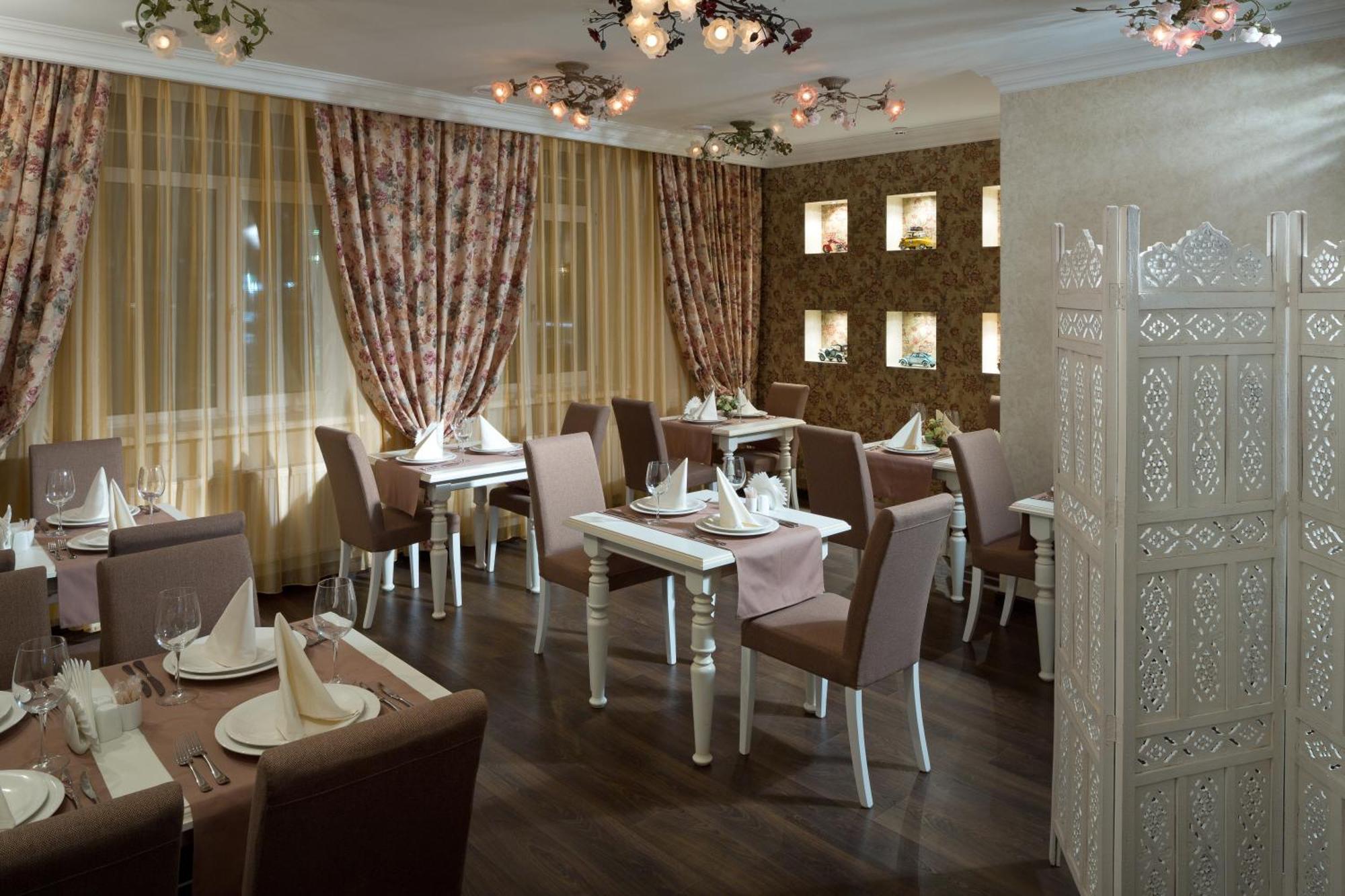 De Gaulle Boutique Hotel Kharkiv Eksteriør billede