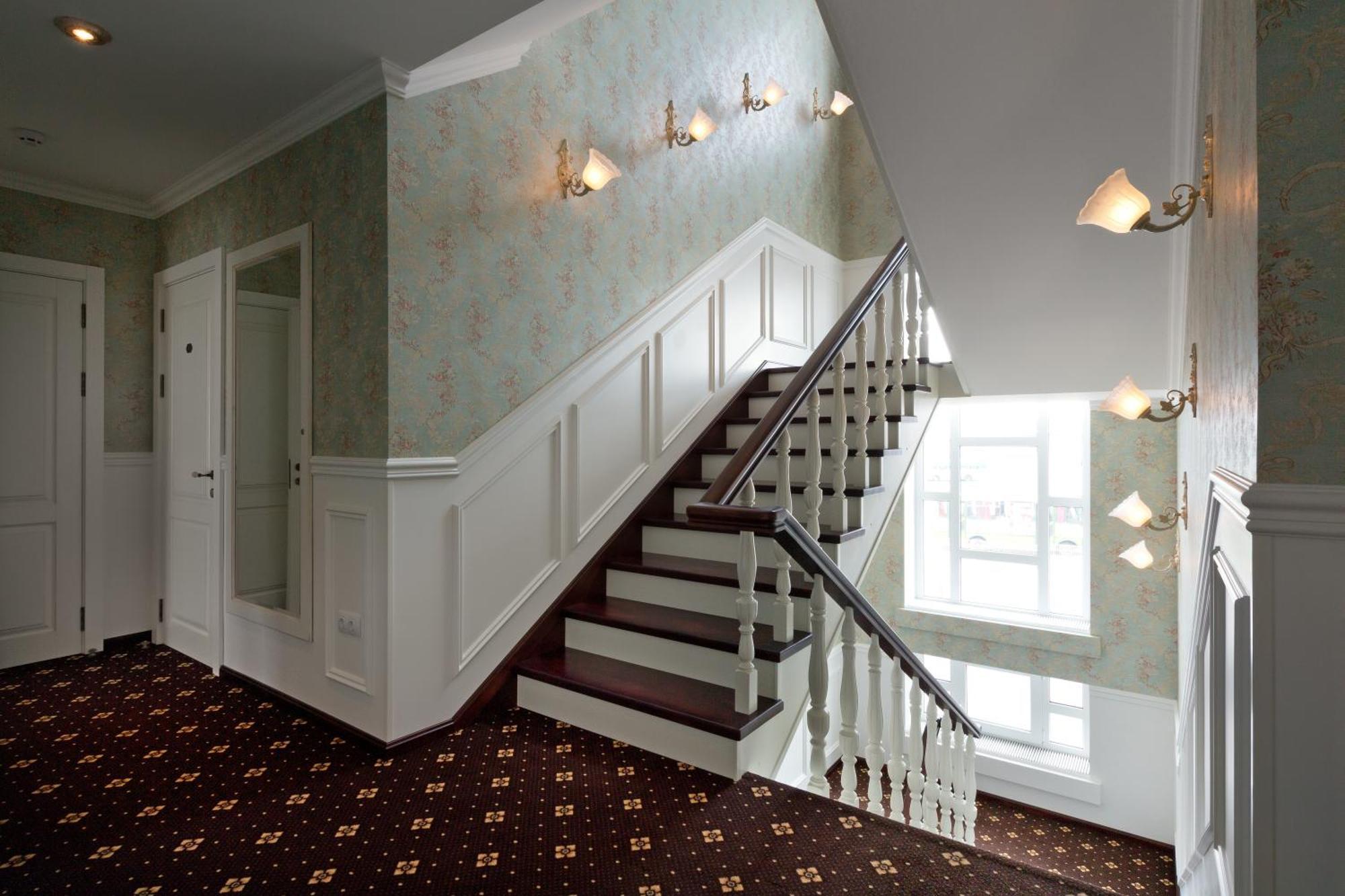 De Gaulle Boutique Hotel Kharkiv Eksteriør billede