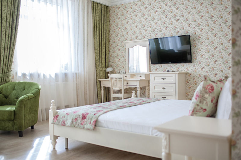 De Gaulle Boutique Hotel Kharkiv Eksteriør billede