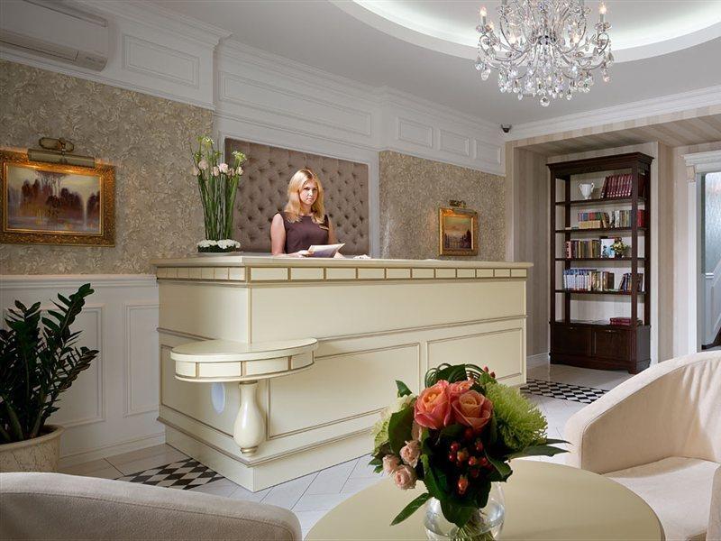 De Gaulle Boutique Hotel Kharkiv Eksteriør billede