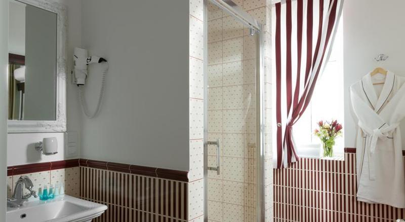 De Gaulle Boutique Hotel Kharkiv Eksteriør billede
