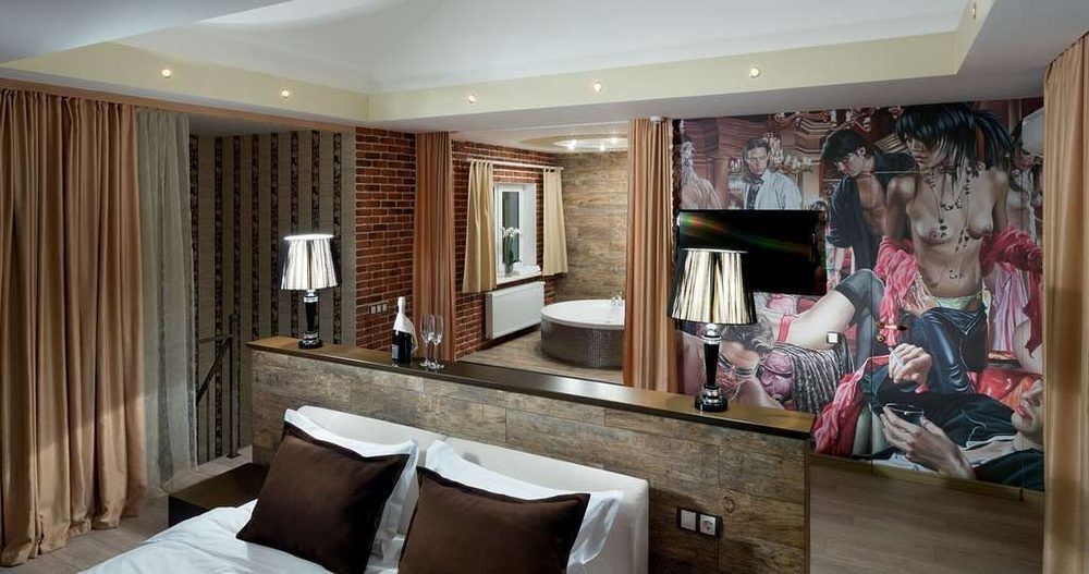 De Gaulle Boutique Hotel Kharkiv Eksteriør billede