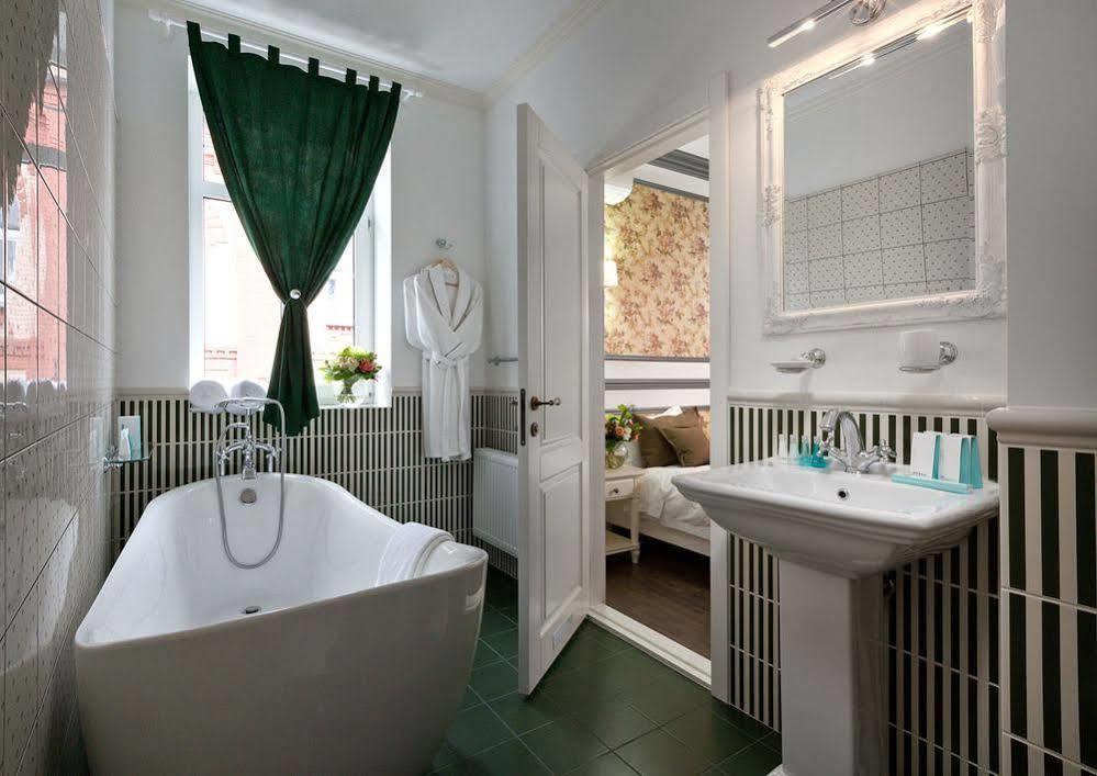 De Gaulle Boutique Hotel Kharkiv Eksteriør billede